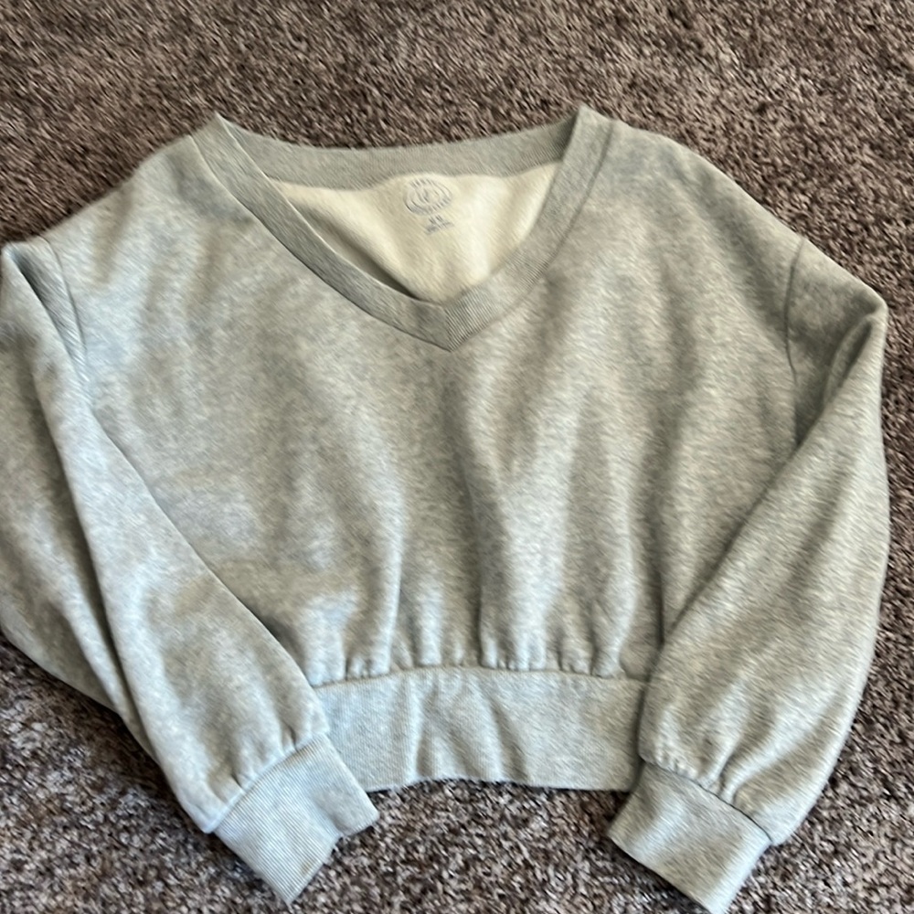 Urban outfitters v neck sweatshirt sweater
